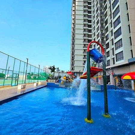 Bali Residence Waterpark Executive Suites Melaka By Ggm Ngoại thất bức ảnh